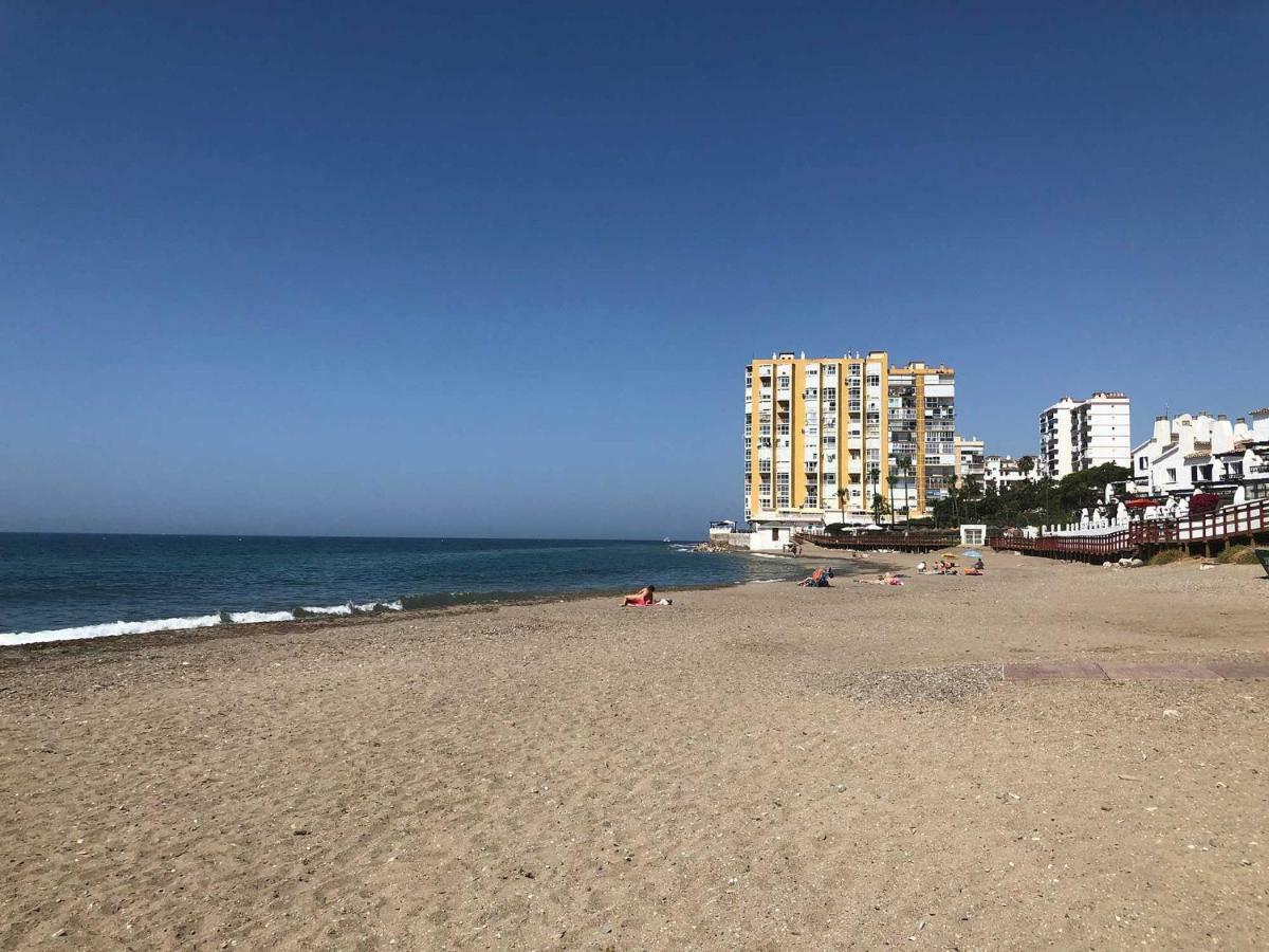 Bright Apartment 300M From The Beach Sitio de Calahonda Esterno foto